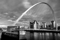 L1065131v2-web-1600-weather-B&W