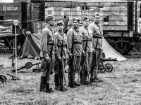 _1161902v2-web-1600-B&W