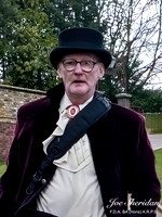 _1141903v2-Terry-cropped2-DeNoise-web-logo-900-fb